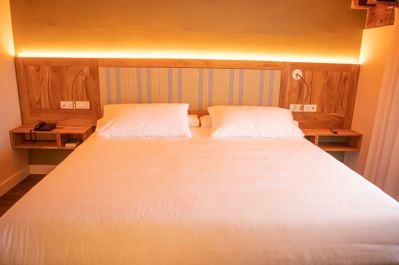 Camarote Hotel Леон Екстериор снимка