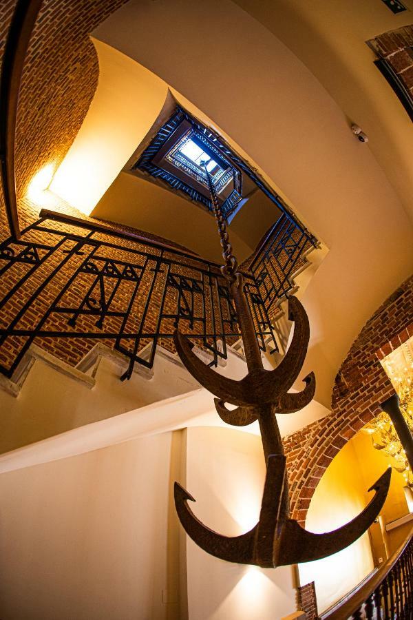 Camarote Hotel Леон Екстериор снимка