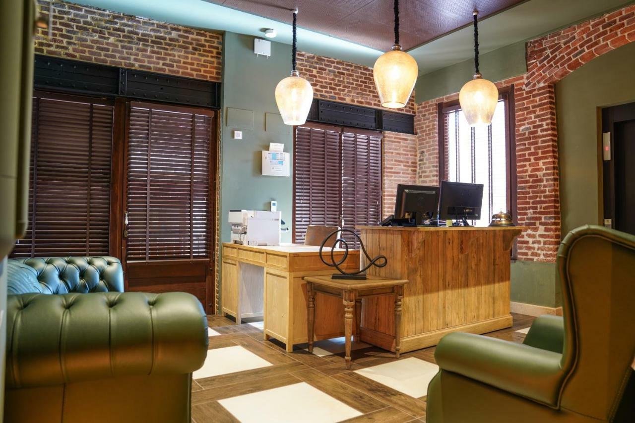 Camarote Hotel Леон Екстериор снимка