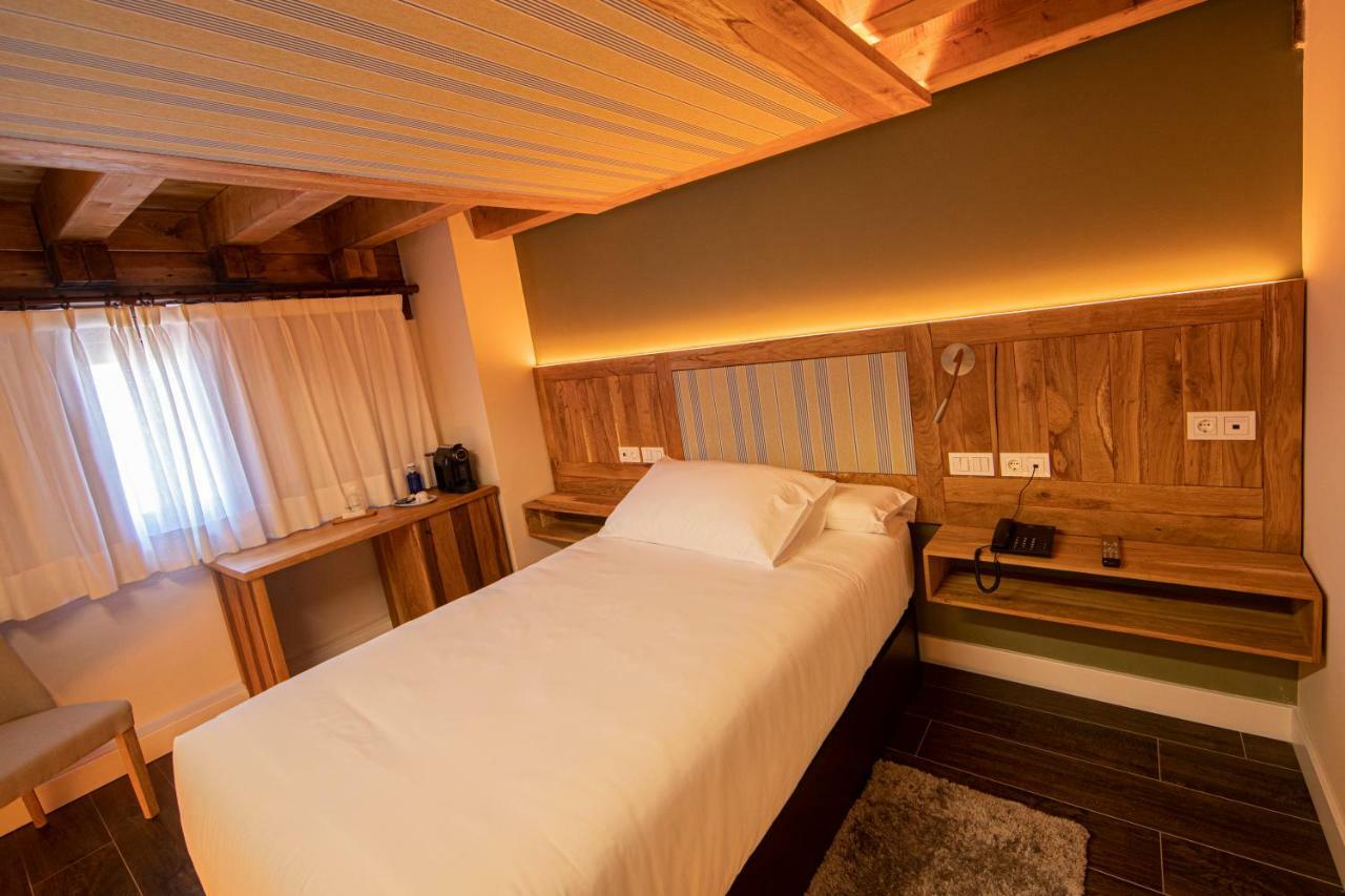 Camarote Hotel Леон Екстериор снимка